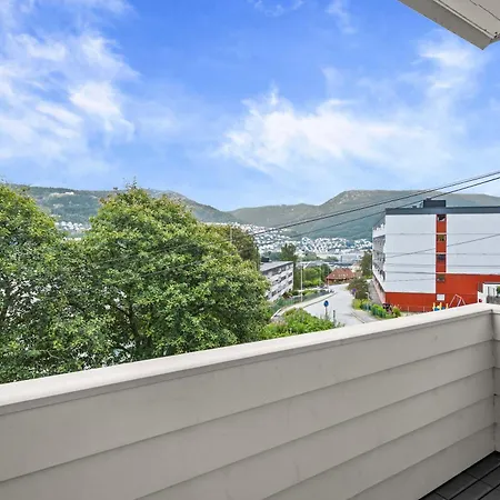 Gt43-102 - Modern 2br With Balcony & Mountain View Bergen